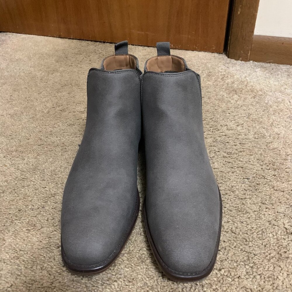 Parker & Sky Mens Chelsea boots: Mid Height